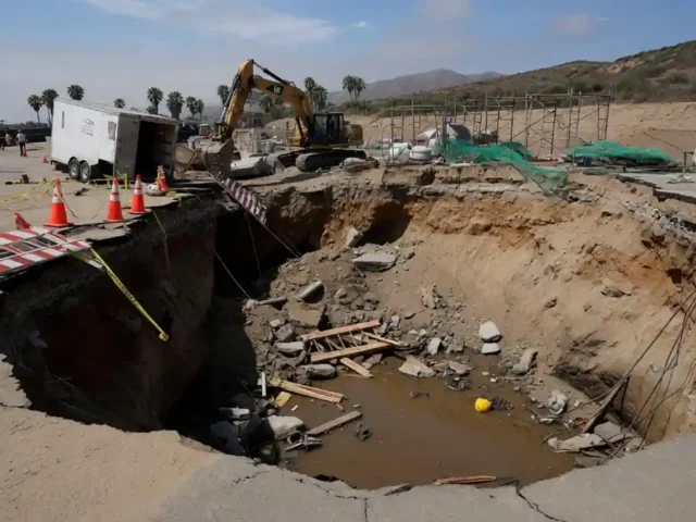 Ventura Construction Site Sinkhole Went Wrong