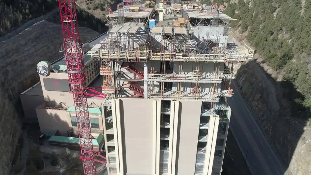 monarch black hawk hotel tower construction